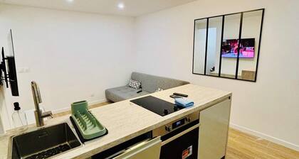 Joli appartement rénové incluant parking couvert sécurisé, à 10 min de Paris