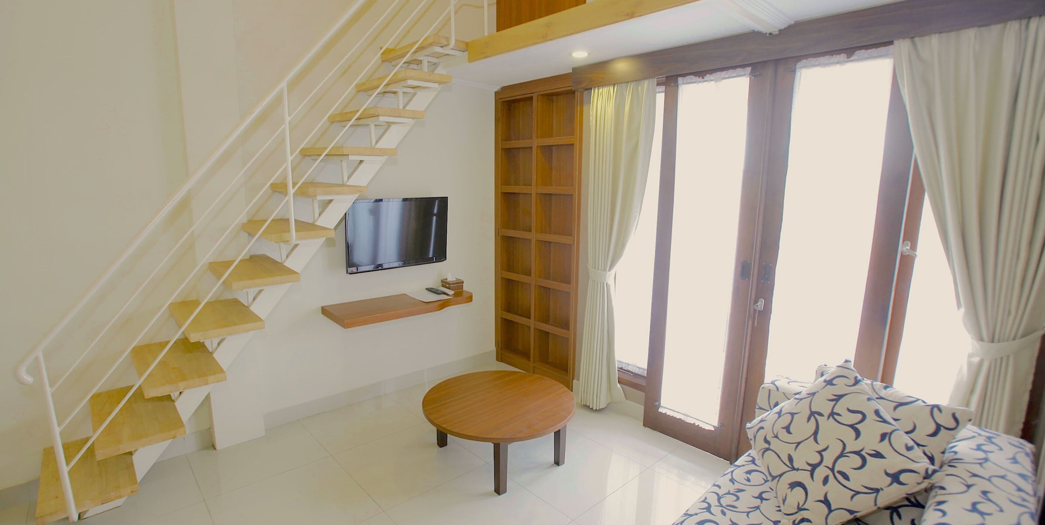 24-公分電視，提供數位頻道