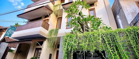 Façade de lâhĂ©bergement