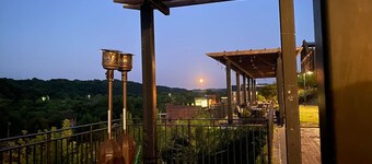 Modern City Loft Downtown Lynchburg VA LYH HUGE