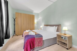 2 chambres, fer et planche à repasser, lit parapluie, Wi-Fi