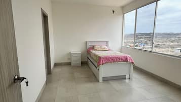 4 makuuhuonetta, Wi-Fi, vuodevaatteet