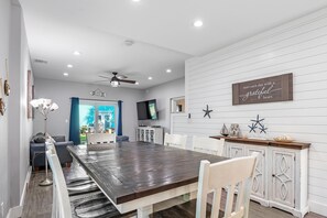 Huis, meerdere bedden (Purple Paradise) | Dineren