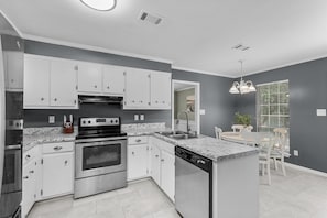 Fridge, microwave, oven, stovetop - 1 mile from the Masters, Augusta National Golf Course, close to everything (Augusta)