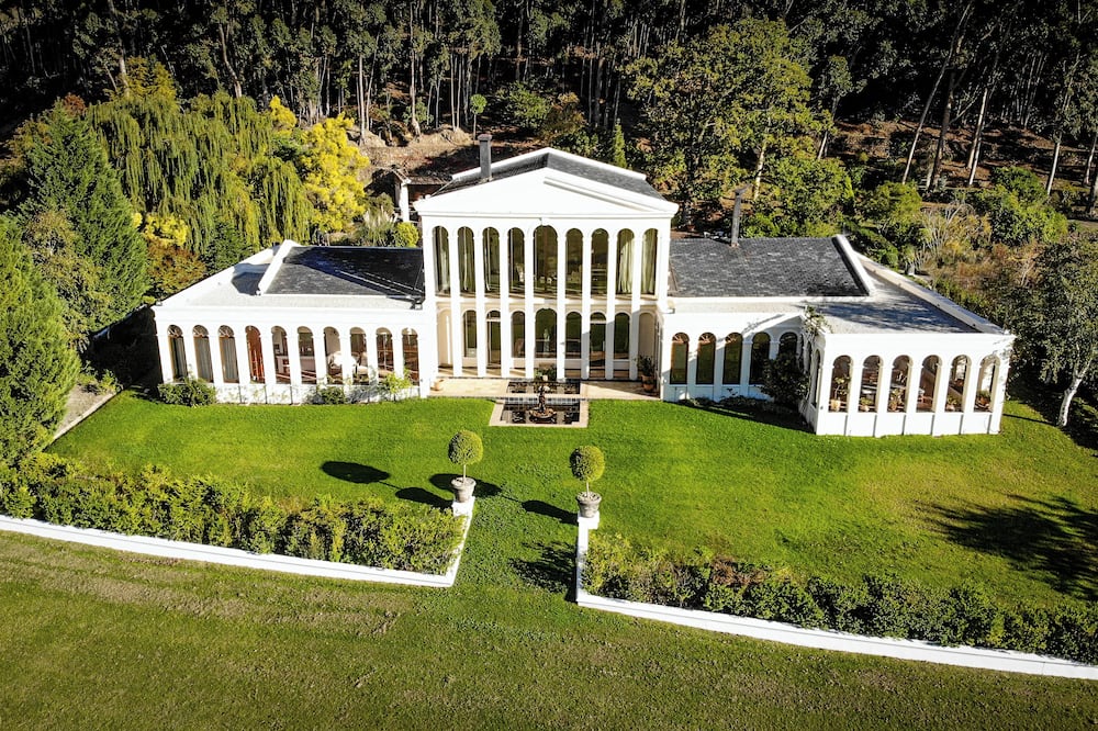 Manor House at La Roche Estate - Franschhoek