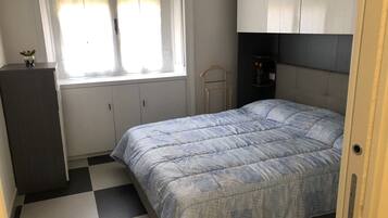 1 Schlafzimmer, Bügeleisen/Bügelbrett, kostenloses WLAN, Bettwäsche