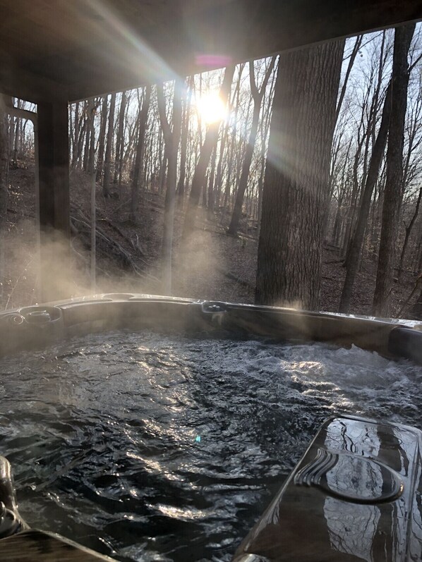 Tina de hidromasaje al aire libre