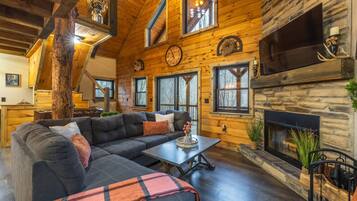 Smart-TV, Kamin, Videospiele, DVD-Player