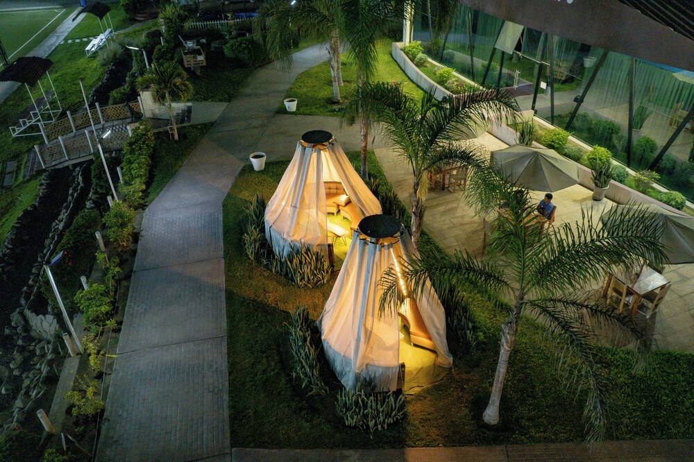 EL PARAISO ECO RESORT
