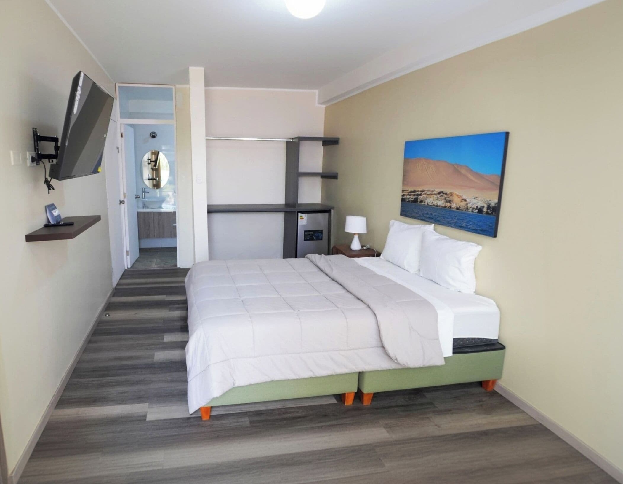 Deluxe tweepersoonskamer | Gratis babybedden, beddengoed