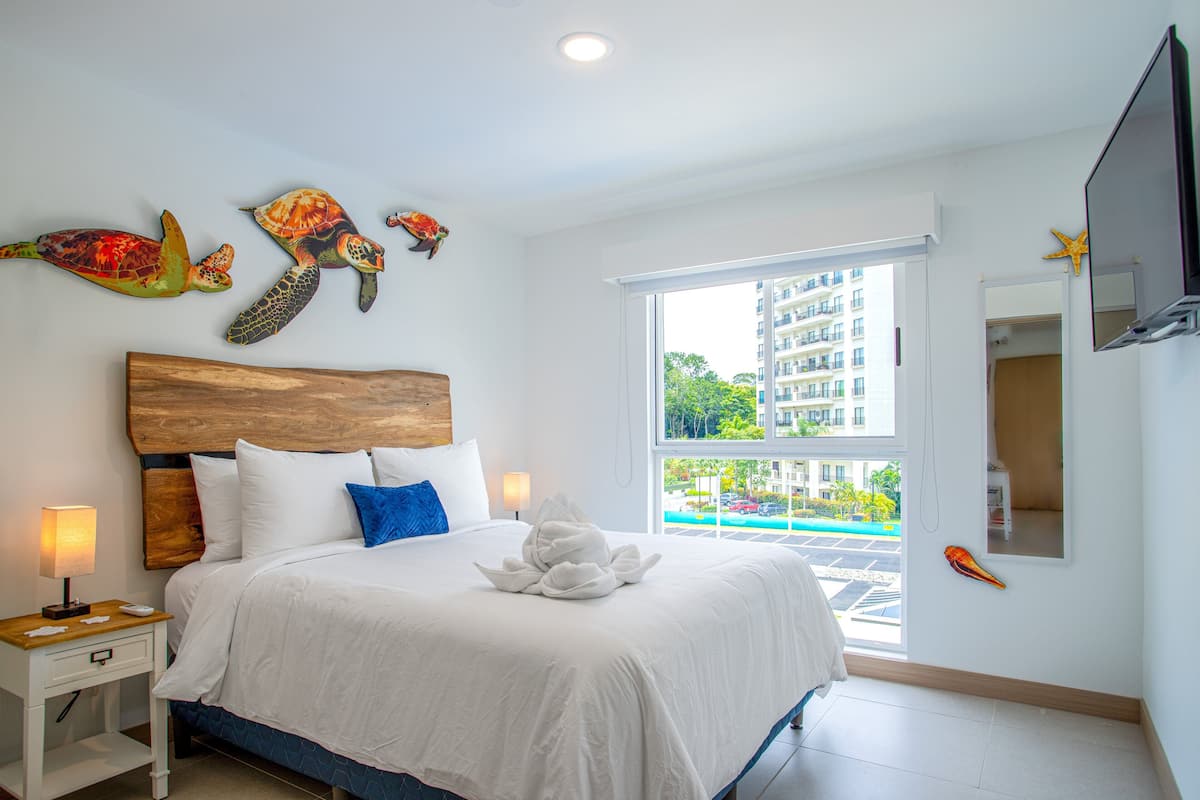 3 habitaciones, decoración personalizada y muebles diferentes
