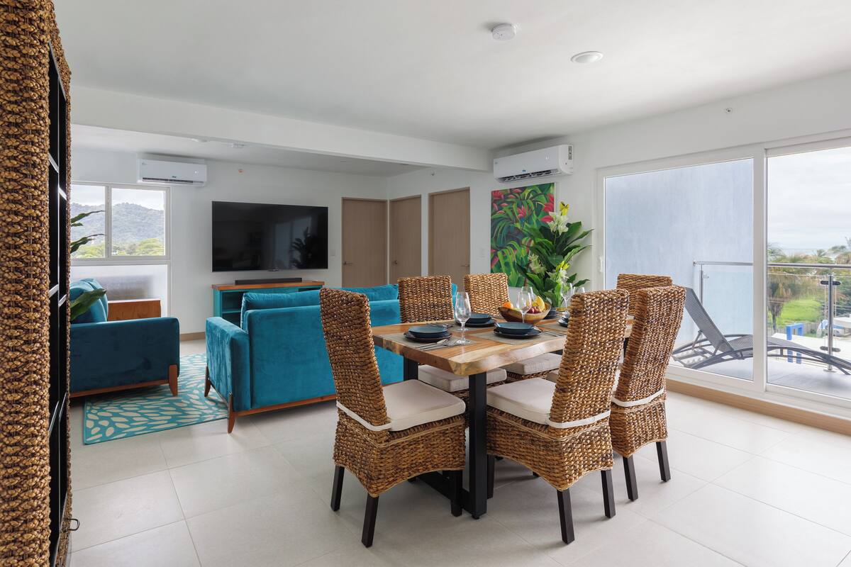 Condo, Multiple Beds, Balcony, Ocean View (Viva Jaco Viva Jaco 06-02B) | Dining