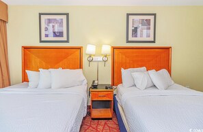 1 bedroom, iron/ironing board, WiFi, bed sheets - Oceanfront Studio Condo, Bayview Resort on Broadwalk, Myrtle Beach, 11th floor (Myrtle Beach)