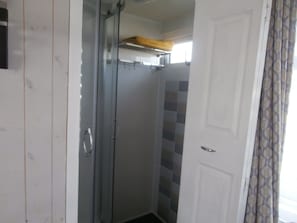 Chalet | Bathroom | Shower