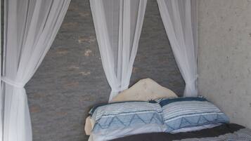 Chalet | 2 bedrooms, free WiFi, bed sheets