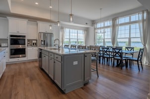 House, Multiple Beds, Patio (2708 Harbor Court) | Private kitchen | Fridge, microwave, oven, stovetop