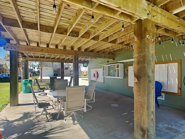 House (3 Bedrooms) | Property amenity