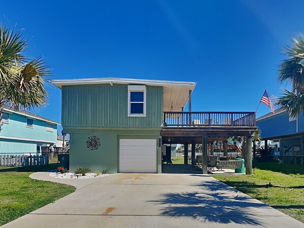 House (3 Bedrooms) | Front of property