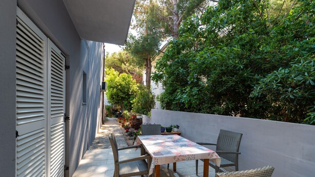Outdoor dining - Say Close to Center and Beach 4 (Novalja)