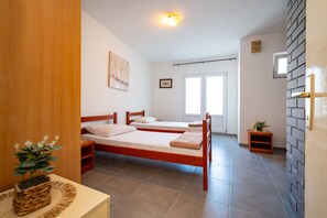 3 bedrooms - Say Close to Center and Beach 4 (Novalja)