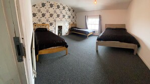 Unclassified image, 3 of 10, button - Room-southgate Lodge - Single-twin, Doub (King's Lynn)