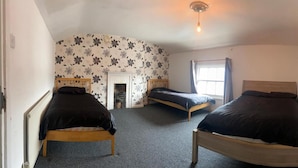 Unclassified image, 5 of 10, button - Room-southgate Lodge - Single-twin, Doub (King's Lynn)