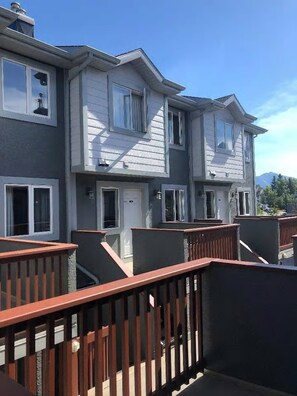 아파트, 침실 2개 | 숙박 시설 정면