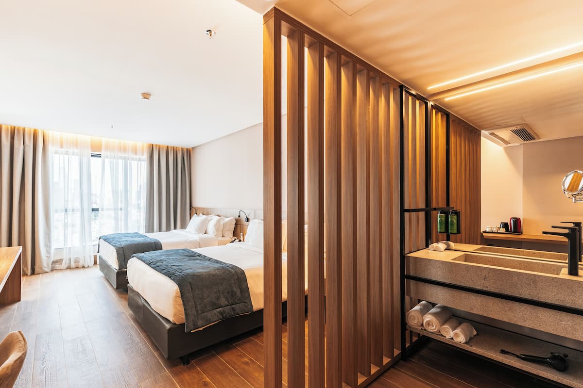 In-room safe, desk, laptop workspace, blackout drapes