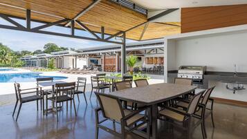 Condo, Multiple Beds, Balcony, Mountain View (Viva Jaco Viva Jaco 16-05A) | Outdoor dining