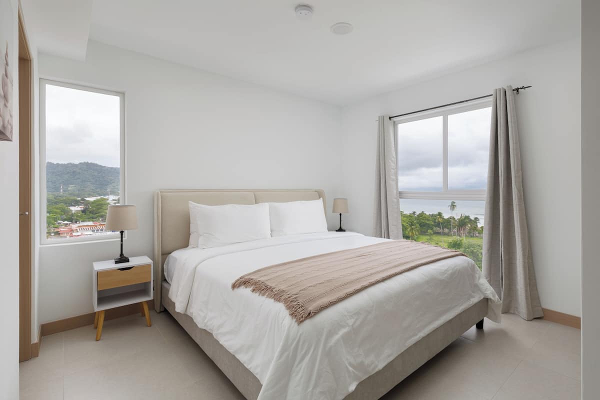 Condo, Multiple Beds, Balcony, Ocean View (Viva Jaco Viva Jaco 13-02B) | 2 bedrooms, individually decorated, individually furnished