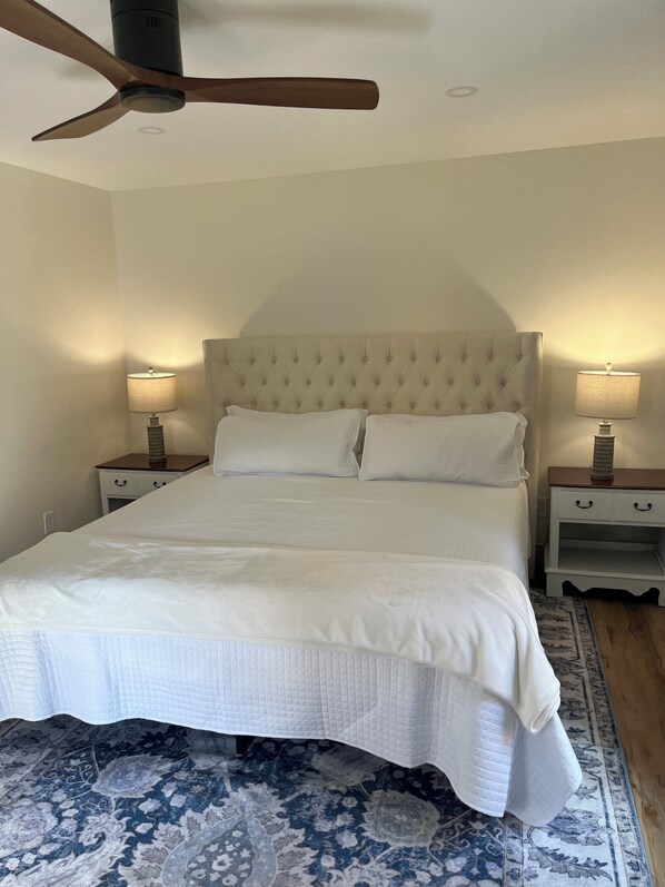 3 bedrooms, desk, iron/ironing board, travel cot