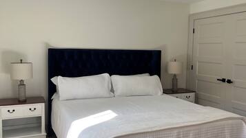 3 多间卧室、办公桌、熨斗/熨衣板、旅行婴儿床