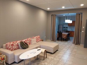 Comfort Apartment | Living area - Rimal (Monrovia)