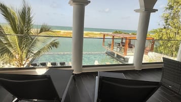 豪華套房, 露台, 海景 | 露台/庭院