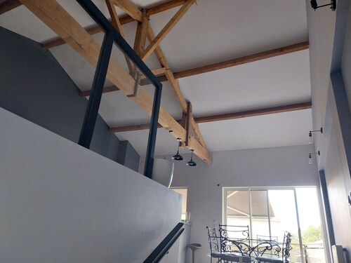 Apartment 100 m2, 3 bedrooms, 5 beds, Balcony (Smoking area).