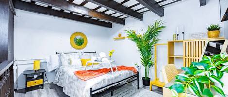 1 habitación, escritorio y wifi gratis