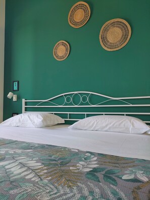 1 habitación, wifi y ropa de cama