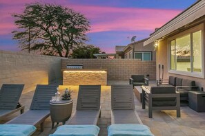 Terrace/patio - Lakeside Escape: Game Room W/ AC (Indio)