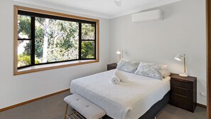 2 quartos, ferros/tábuas de passar roupa, Wi-Fi de cortesia