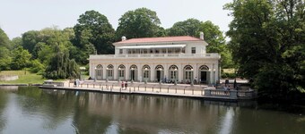 Historic 2-bedroom Brooklyn Townhouse