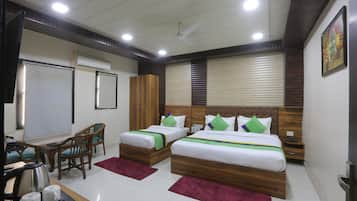 Deluxe Triple Room, City View | View from room
