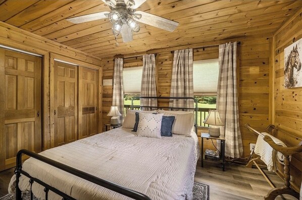 3 Schlafzimmer, Reisekinderbett, WLAN, Bettwäsche