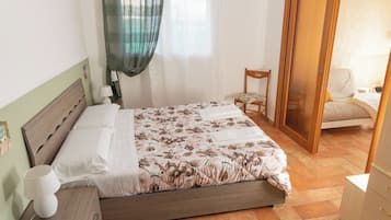 1 bedroom, WiFi, bed sheets