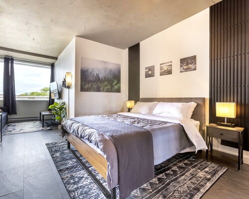 Loft 309 | Rooftop | Downtown