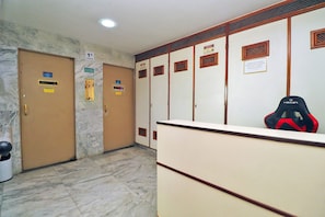 Apartment | Lobby