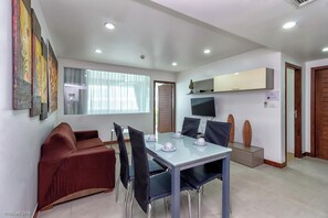 Dining - Discover Your Perfect Getaway 1min to Karon Beach Phuket Sea View Condo Thailand (Tambon Karon)