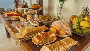 Free daily full breakfast