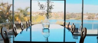 Chiswick Waterfront Retreat-Perfect blend of vibrant city life and tranquil bay.