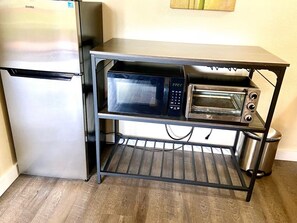 Interior - The SQL: Guest Place (Lynnwood)