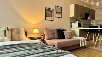 1 habitación, tabla de planchar con plancha, wifi gratis y ropa de cama